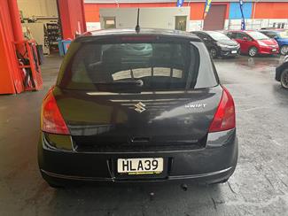 2006 Suzuki Swift - Thumbnail
