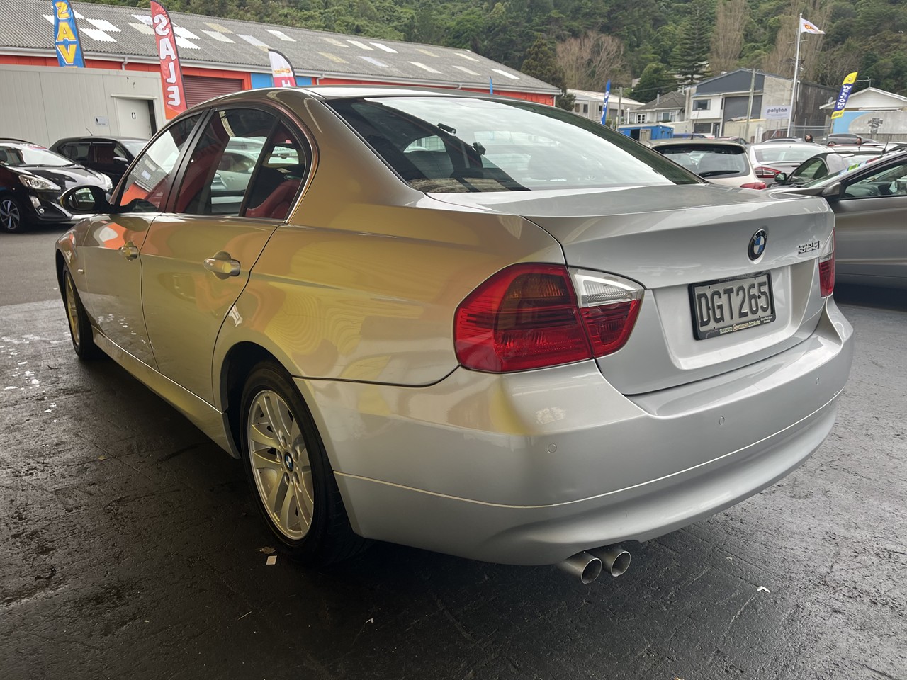 2006 BMW 325i