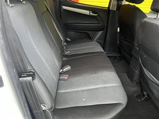 2015 Isuzu D-Max - Thumbnail