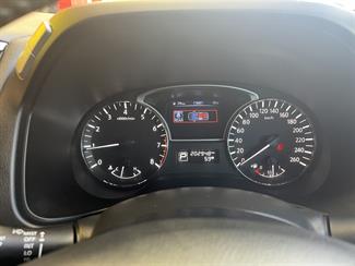 2013 Nissan pathfinder - Thumbnail