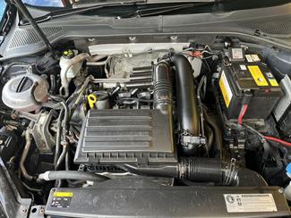 2013 Volkswagen Golf - Thumbnail