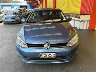 2013 Volkswagen Golf - Thumbnail