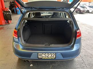 2013 Volkswagen Golf - Thumbnail