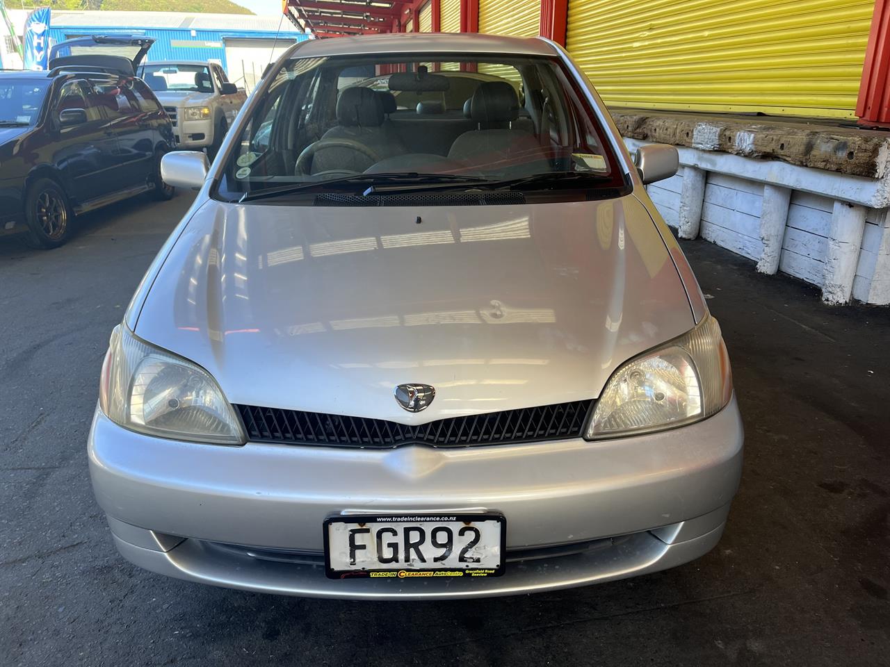 2000 Toyota PLATZ