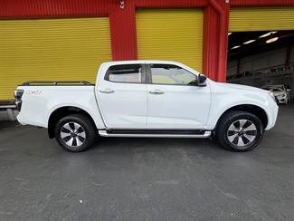 2021 Isuzu D-Max - Thumbnail