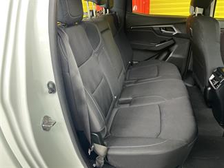 2021 Isuzu D-Max - Thumbnail