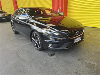 2015 Volvo v40 - Thumbnail