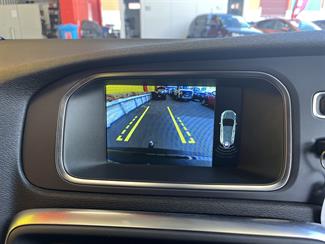 2015 Volvo v40 - Thumbnail