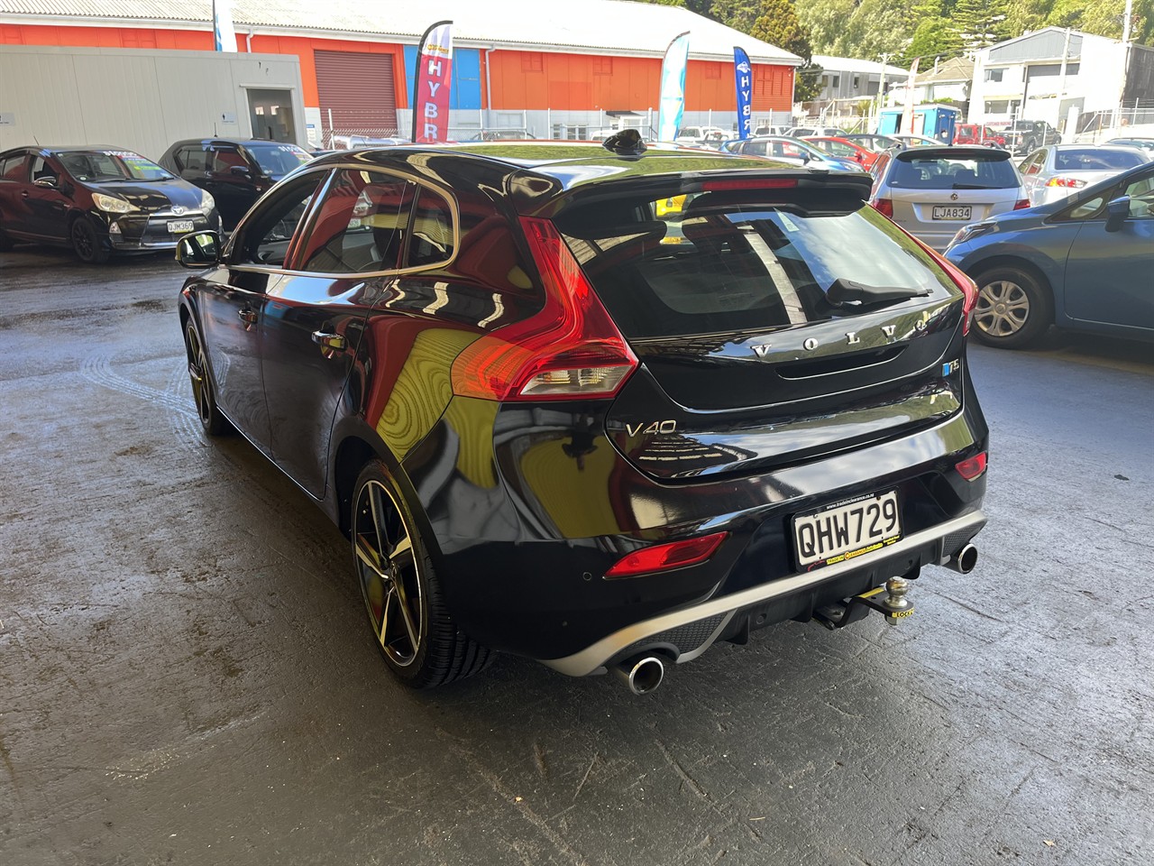 2015 Volvo v40