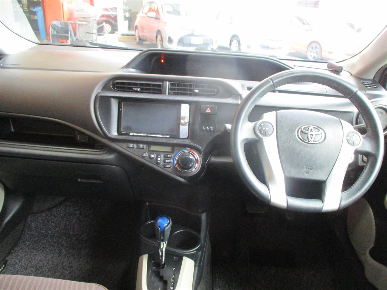 2012 Toyota AQUA
