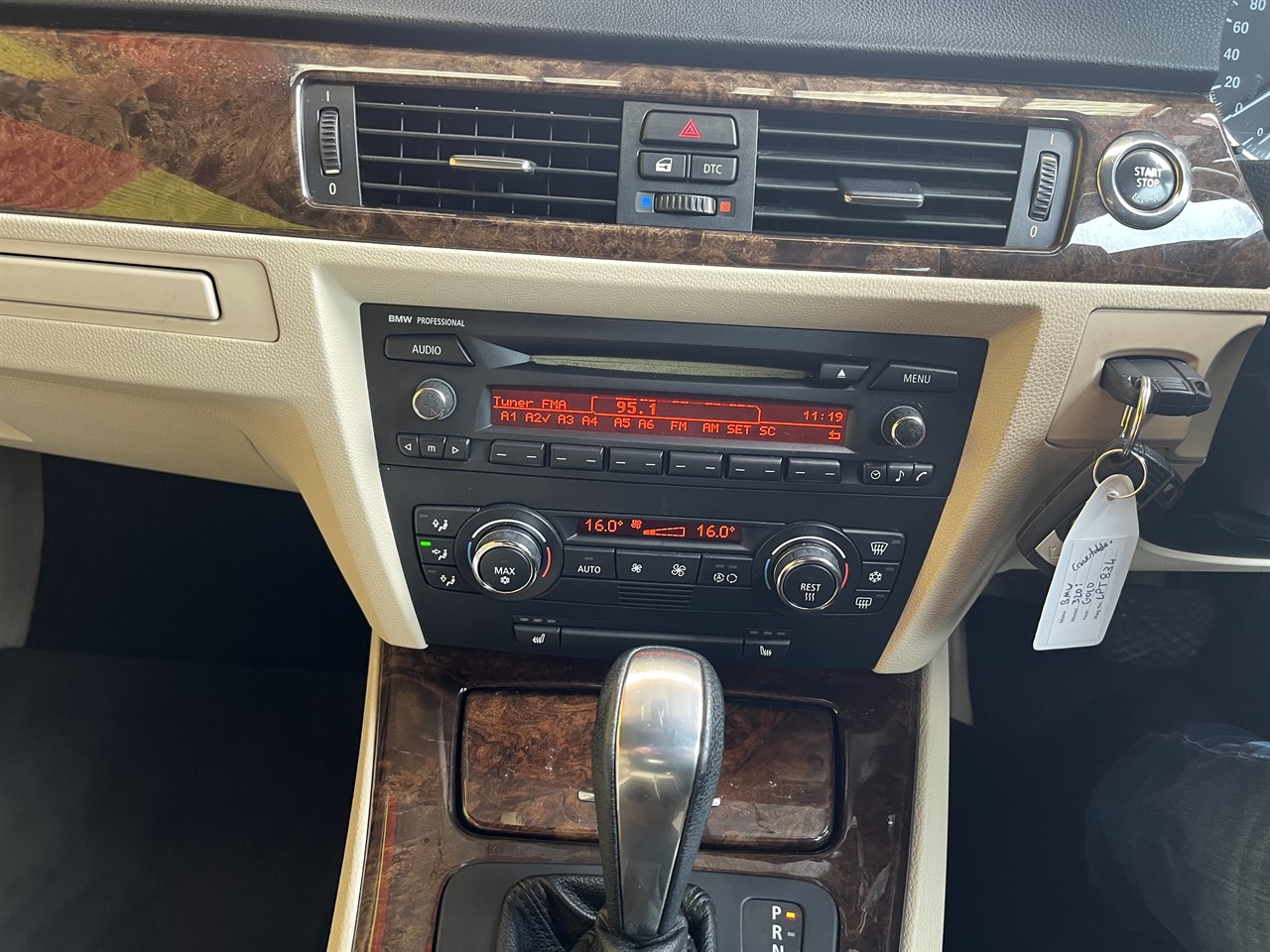 2009 BMW 320i