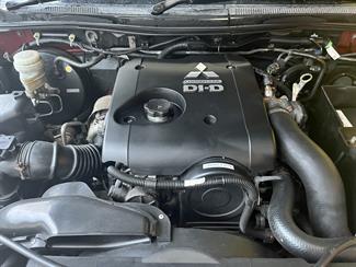 2009 Mitsubishi challenger - Thumbnail