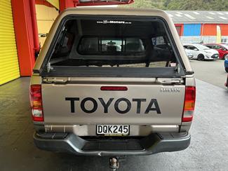 2006 Toyota Hilux - Thumbnail