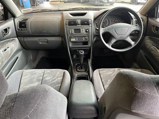 2004 Mitsubishi Galant - Thumbnail