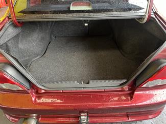2004 Mitsubishi Galant - Thumbnail