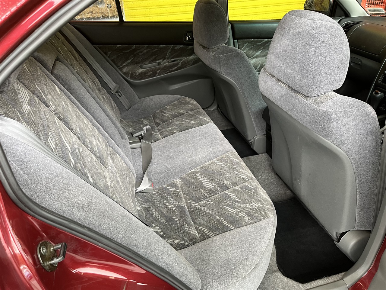 2004 Mitsubishi Galant