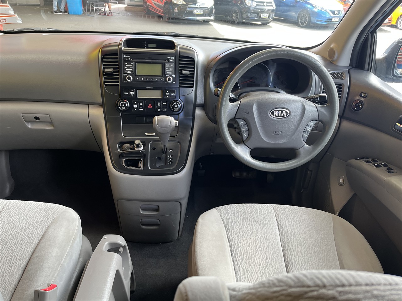2010 Kia Carnival