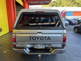 2003 Toyota Hilux - Thumbnail