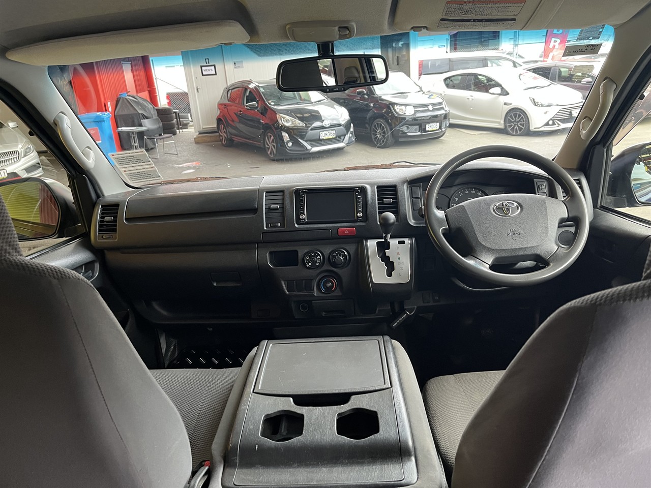 2015 Toyota Hiace