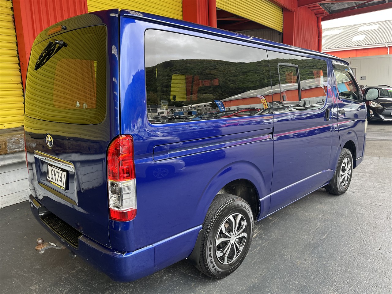2015 Toyota Hiace