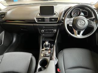 2015 Mazda Axela - Thumbnail
