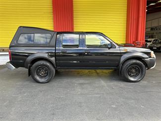 2008 Nissan Navara - Thumbnail