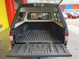 2008 Nissan Navara - Thumbnail