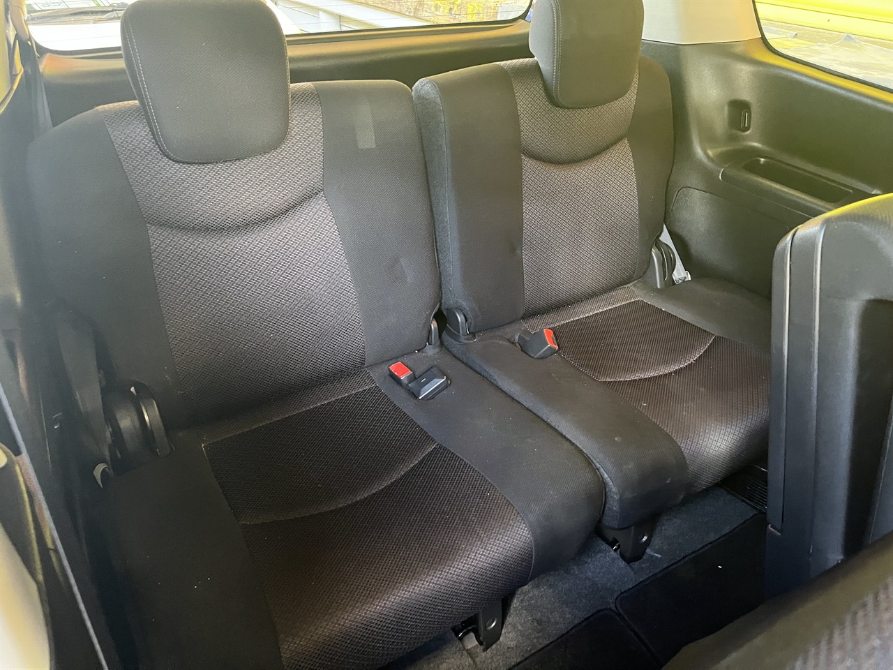 2013 Nissan Serena