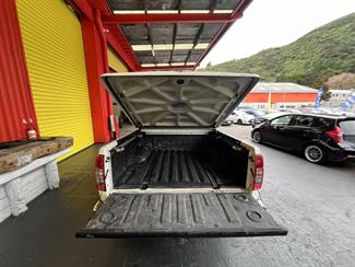 2012 Nissan Navara - Thumbnail