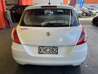 2017 Suzuki Swift - Thumbnail