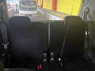 2013 Toyota Vellfire - Thumbnail