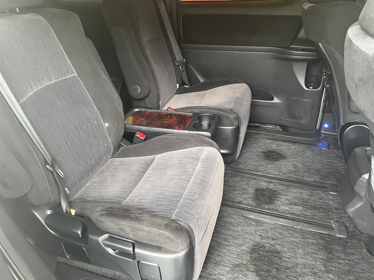 2013 Toyota Vellfire