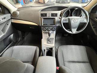 2009 Mazda Axela - Thumbnail