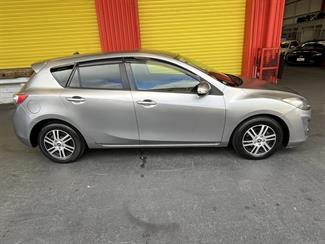 2009 Mazda Axela - Thumbnail