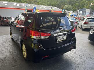 2009 Toyota Wish - Thumbnail