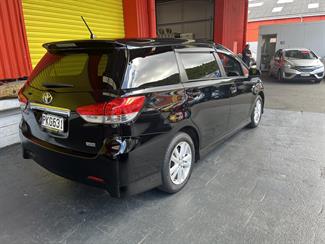 2009 Toyota Wish - Thumbnail