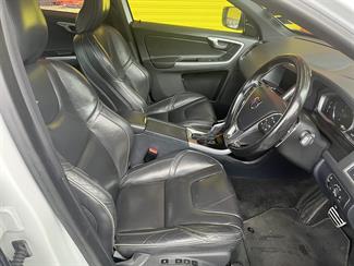 2016 Volvo Xc60 - Thumbnail