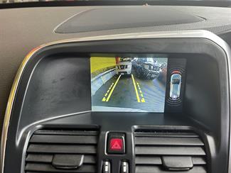 2016 Volvo Xc60 - Thumbnail