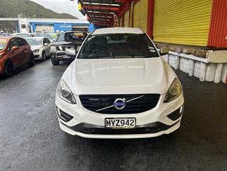 2016 Volvo Xc60 - Thumbnail