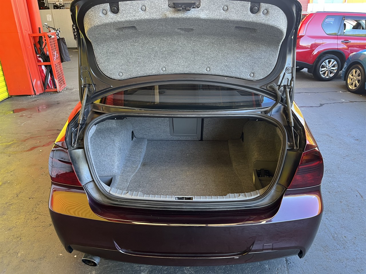 2007 BMW 320i