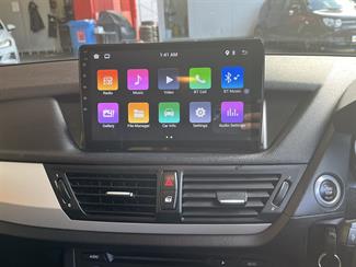 2011 BMW X1 - Thumbnail