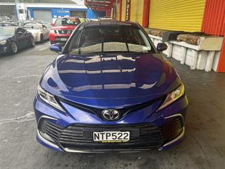 2021 Toyota Camry - Thumbnail