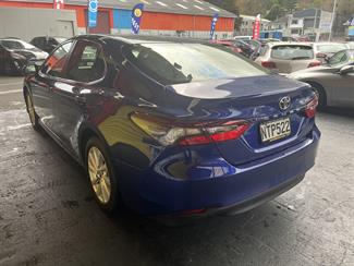 2021 Toyota Camry - Thumbnail