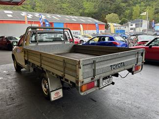 2006 Toyota Hilux - Thumbnail
