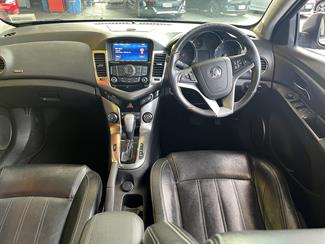 2015 Holden Cruze - Thumbnail