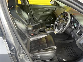 2015 Holden Cruze - Thumbnail