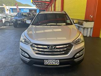 2013 Hyundai Santa Fe - Thumbnail