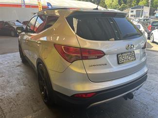 2013 Hyundai Santa Fe - Thumbnail