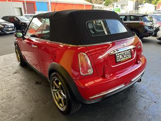 2006 Mini Cooper - Thumbnail