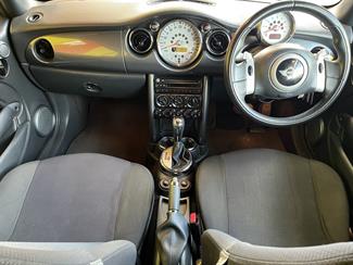 2006 Mini Cooper - Thumbnail